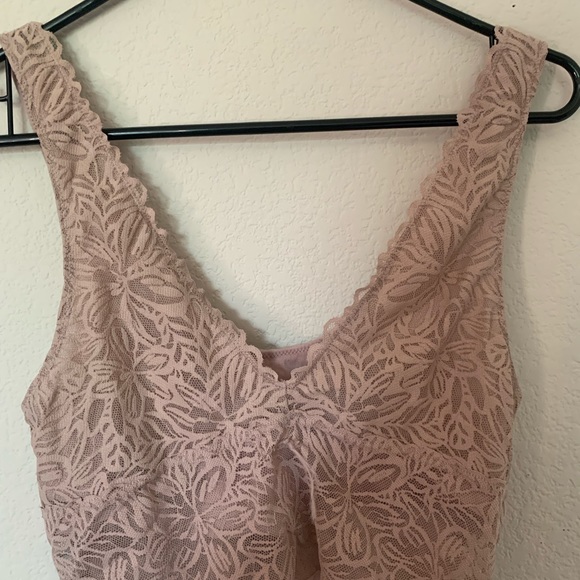 Arie Crop top - Picture 2 of 3